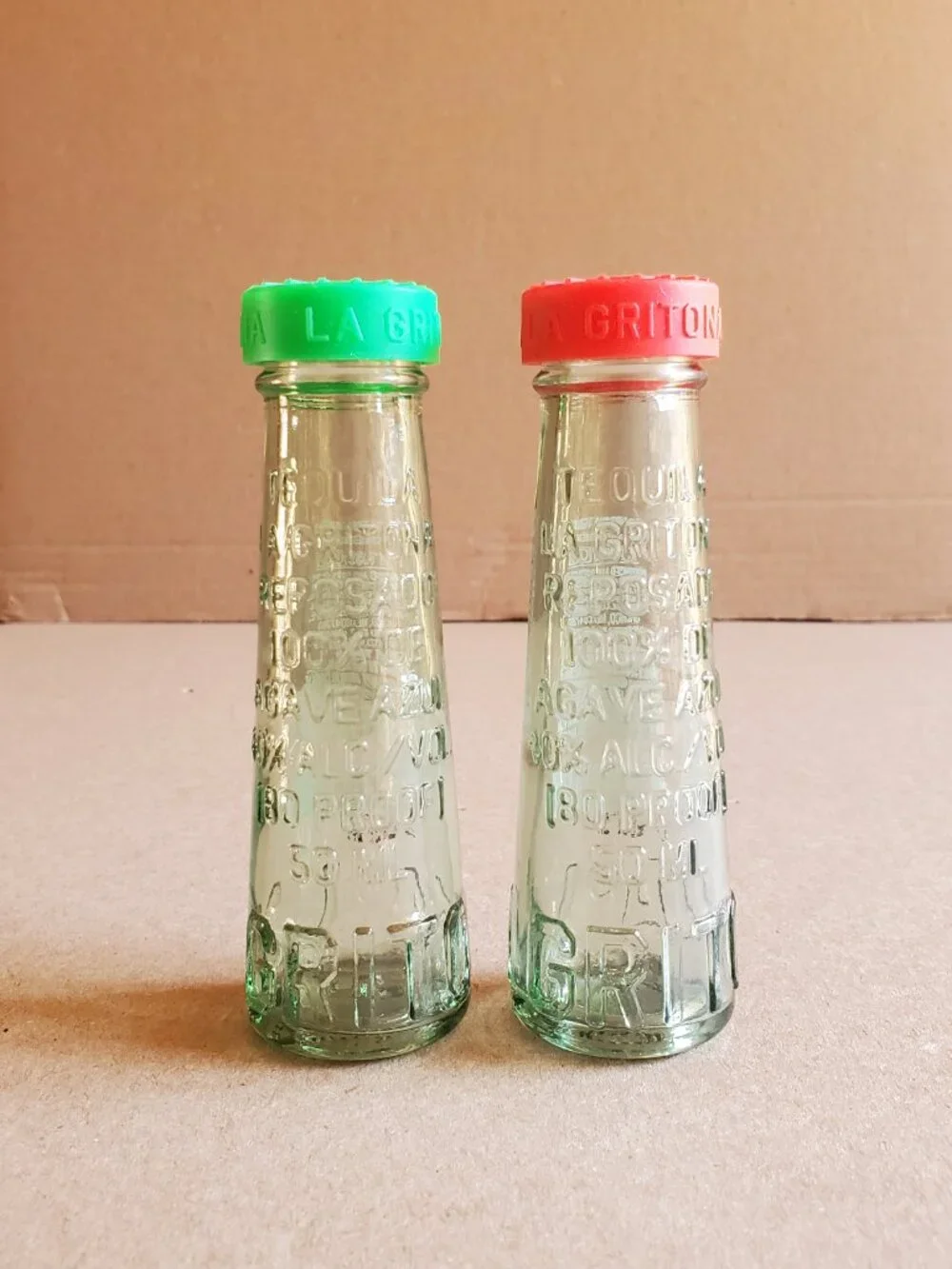 Salt & Pepper Shaker La Gritona Reposado Tequila Mini Glass Bottles 50 ML